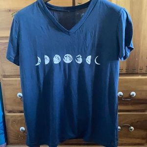 Moon phases v-neck t-shirt
